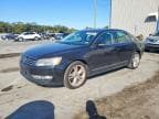 2015 VOLKSWAGEN PASSAT SE