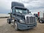2017 FREIGHTLINER CASCADIA 1