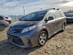 2018 TOYOTA SIENNA LE LE