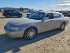 2004 LINCOLN TOWN CAR E