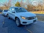 2017 VOLKSWAGEN TIGUAN S S